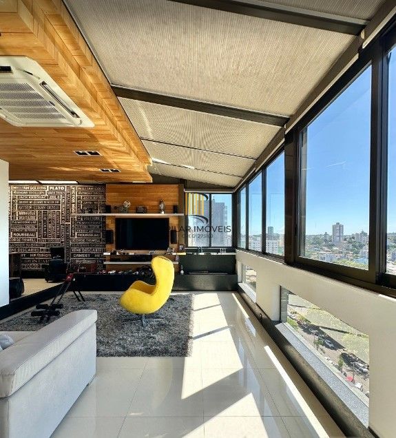 Cobertura 2 dormitórios, 218m², lareira, teto retrátil, Centro em Novo Hamburgo
