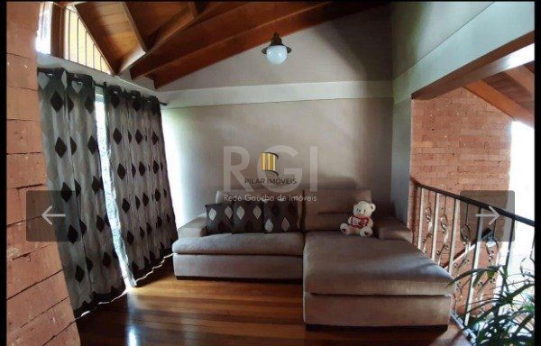 Casa para Venda - 209.54m², 3 dormitórios, sendo 1 suites, Ideal
