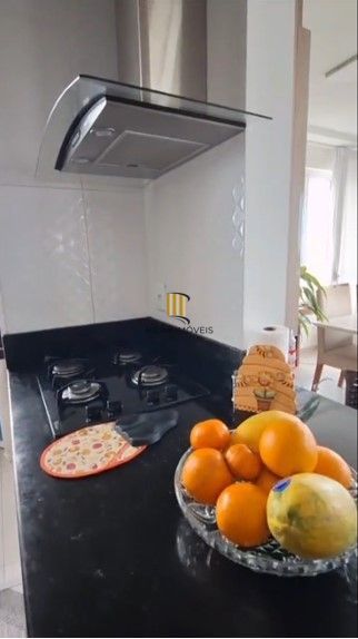 Apartamento, 2 dormitórios, 1 vaga coberto, churrasqueira no centro de Tramandaí