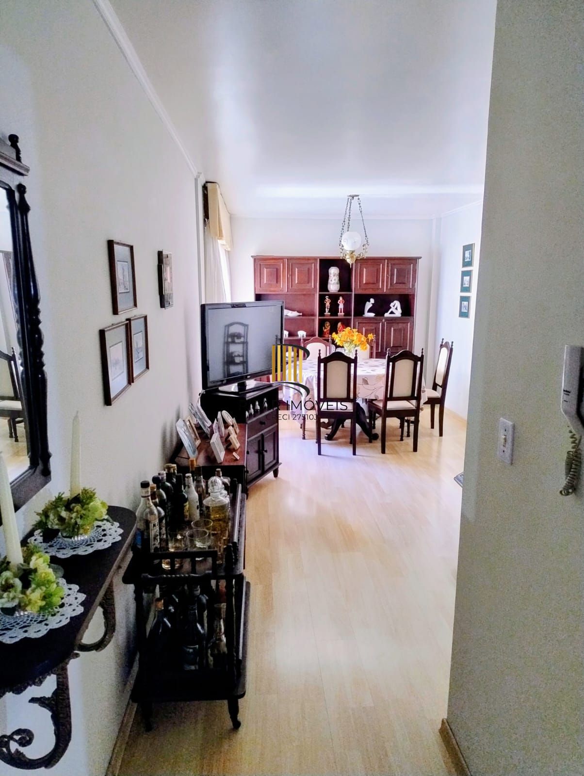 Apartamento 114 m² privativos 3 dormitórios, 1 suíte, 1 vaga. Cristo Redentor.