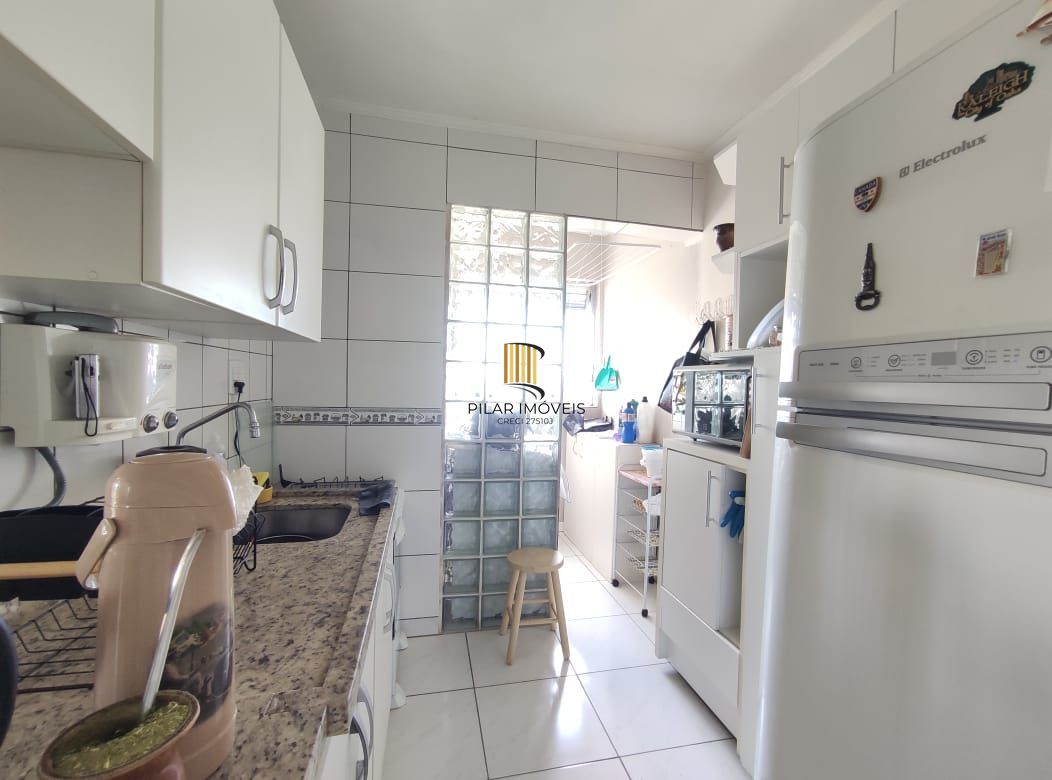 Apartamento 3 dormitórios, 1 suíte, salão de festas e 1 vaga no Bairro Sarandi.