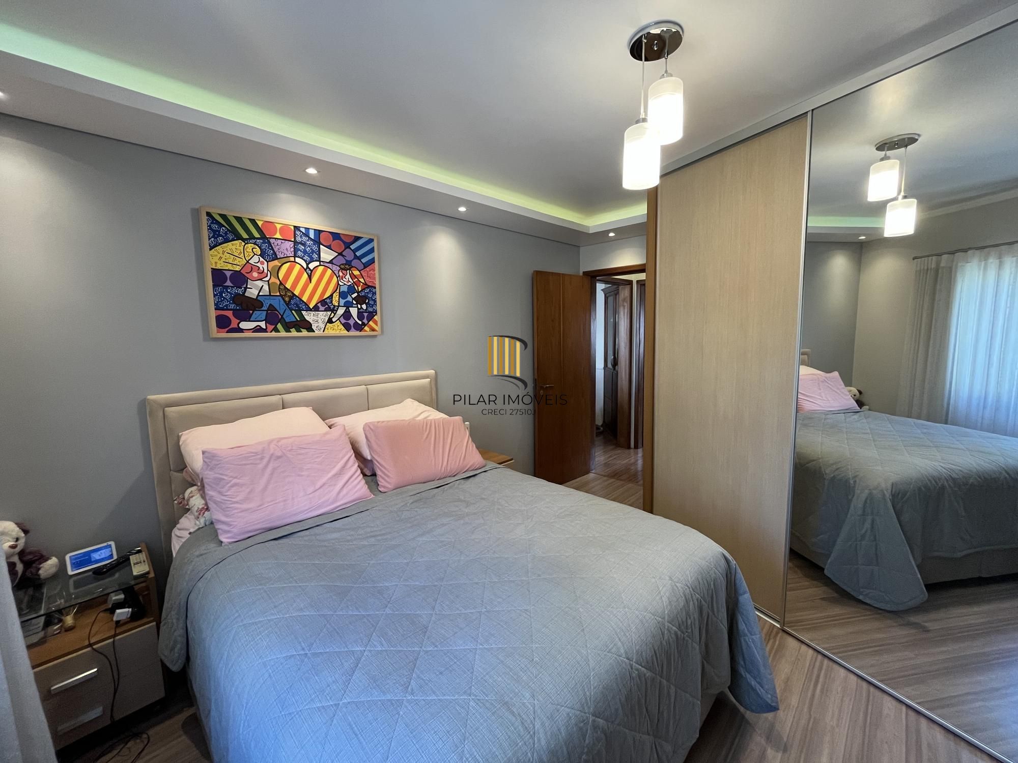 Apartamento de 3 quartos e 2 vagas de garagem no bairro Petrópolis em POA