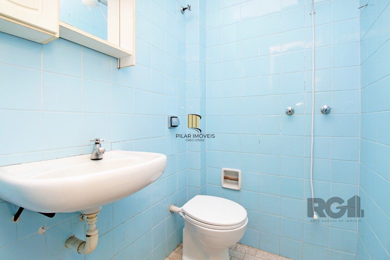 Venda Apartamento de três dormitórios, 01 vaga de garagem, com elevador