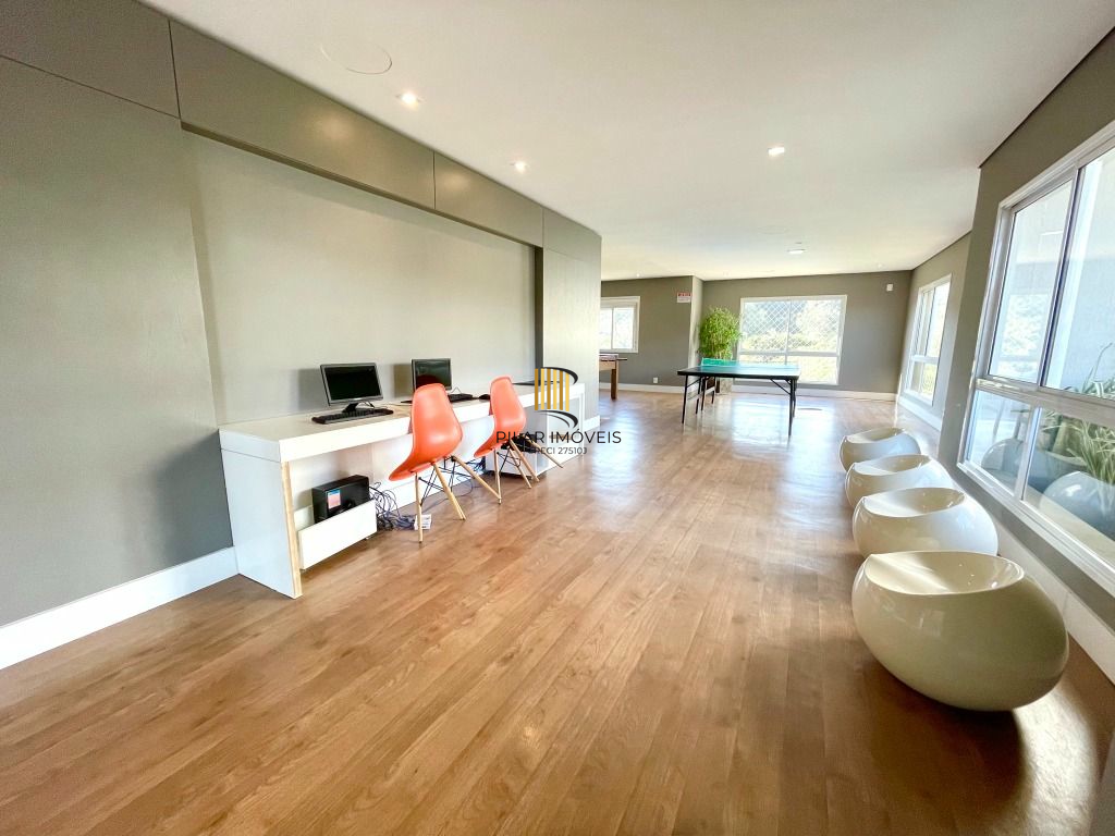Apartamento de 3 quartos, suíte e 2 vagas de garagem no bairro Jardim Carvalho