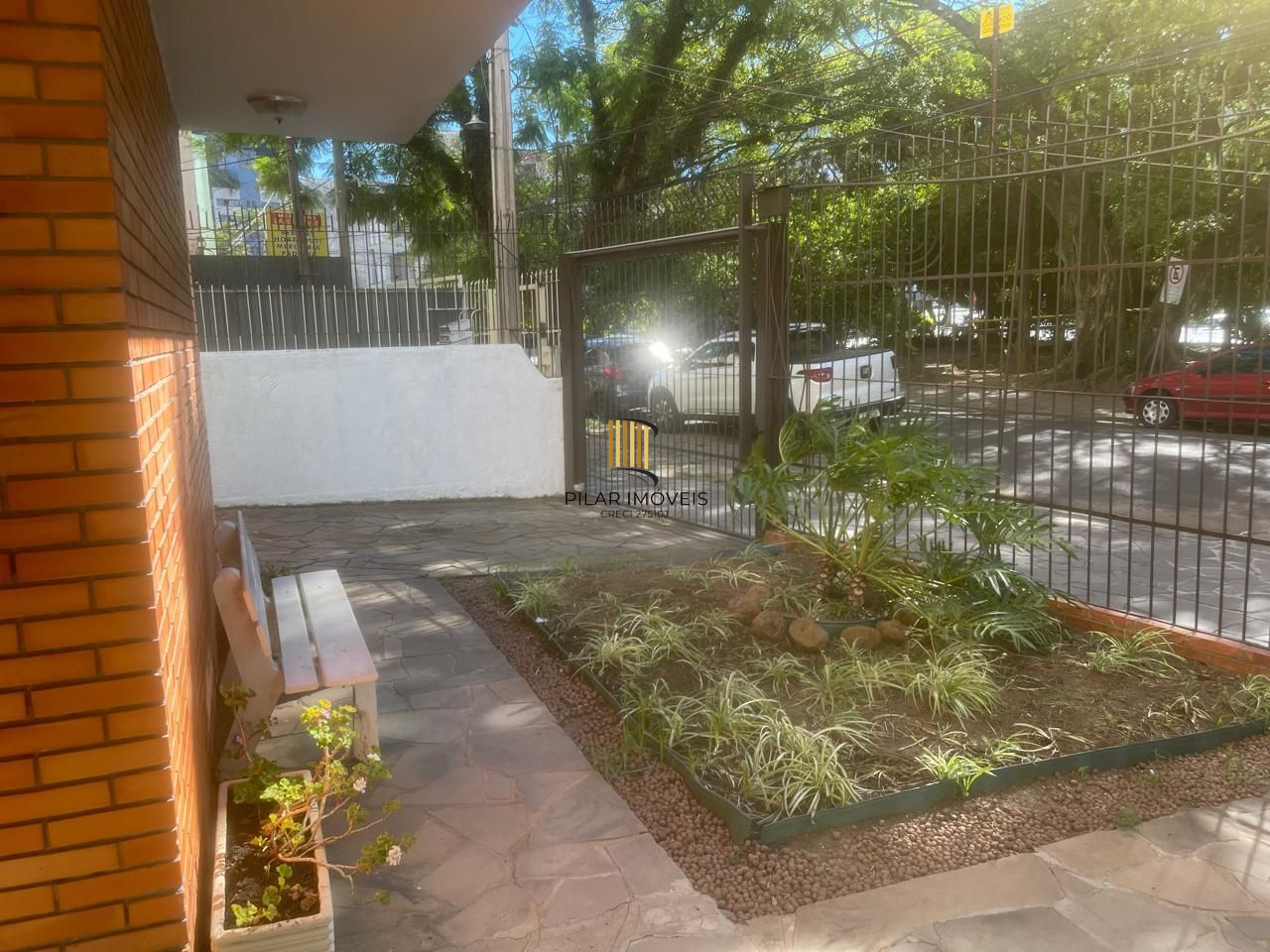 Apartamento de 3 quartos e 1 vaga garagem no bairro Rio Branco em Porto Alegre