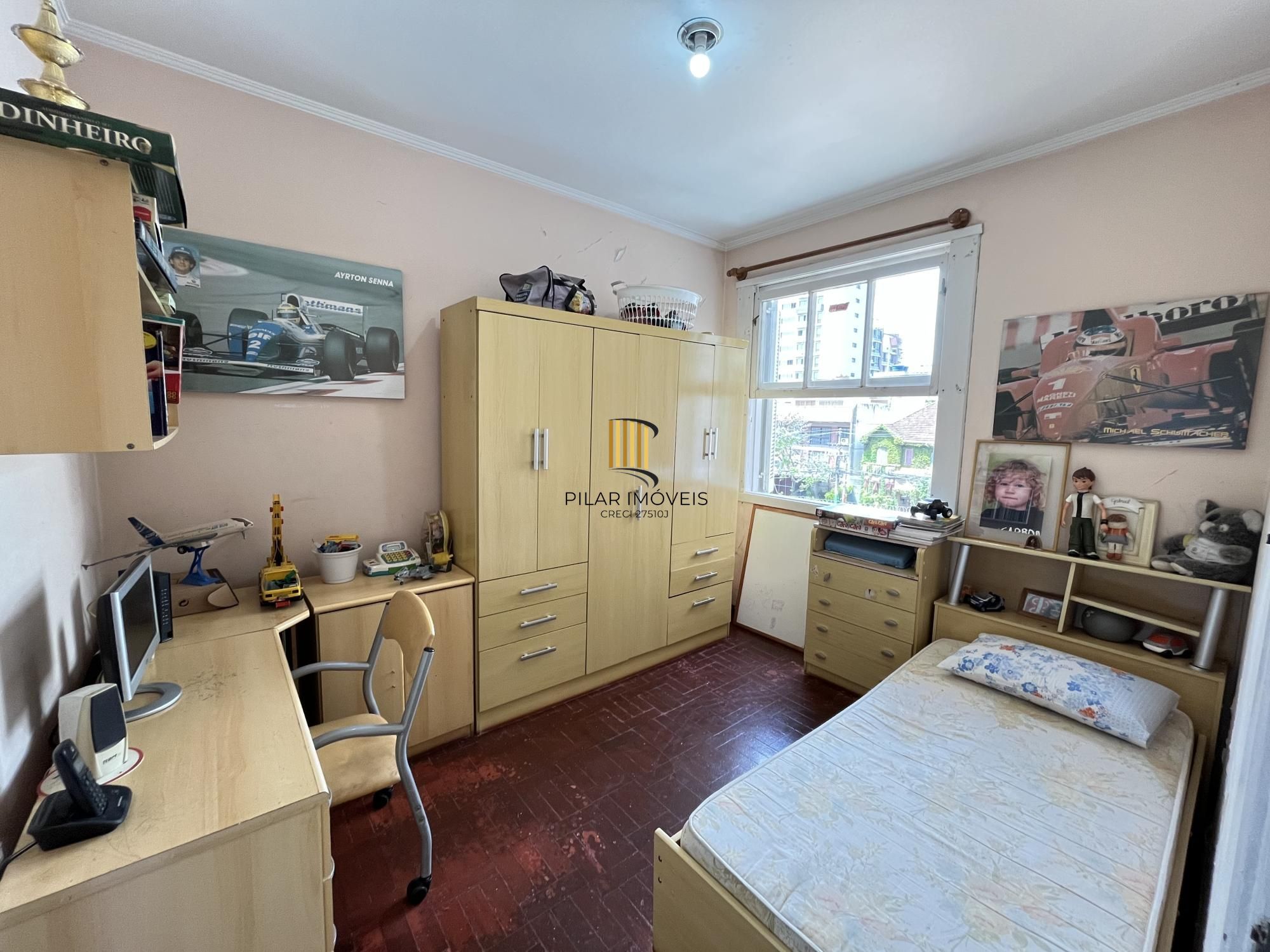 Apartamento de 3 quartos com dependência de empregada bairro Moinhos de Vento