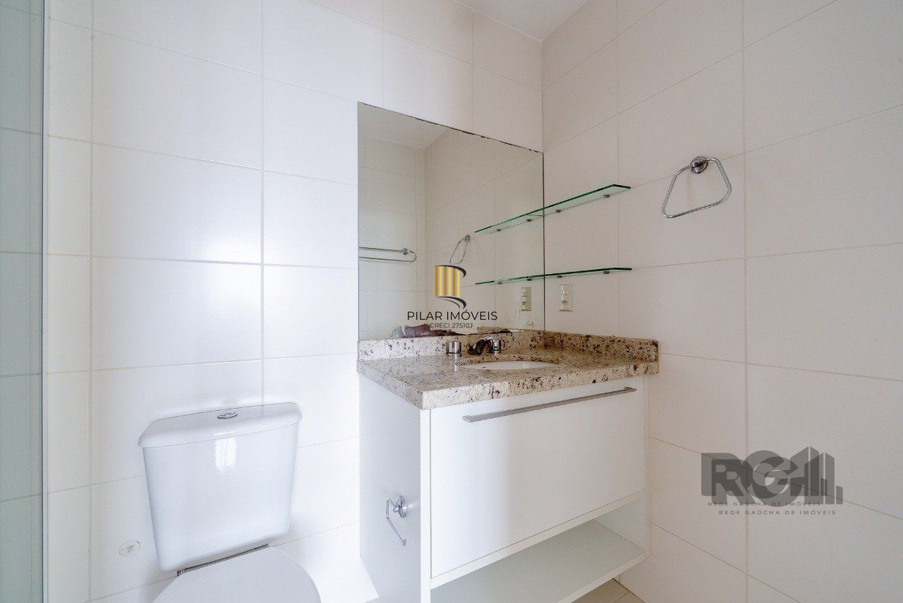 Apartamento Para Comprar Com 1 Dormitório , 57 m² R$ 600.000,00 - Três Figueiras