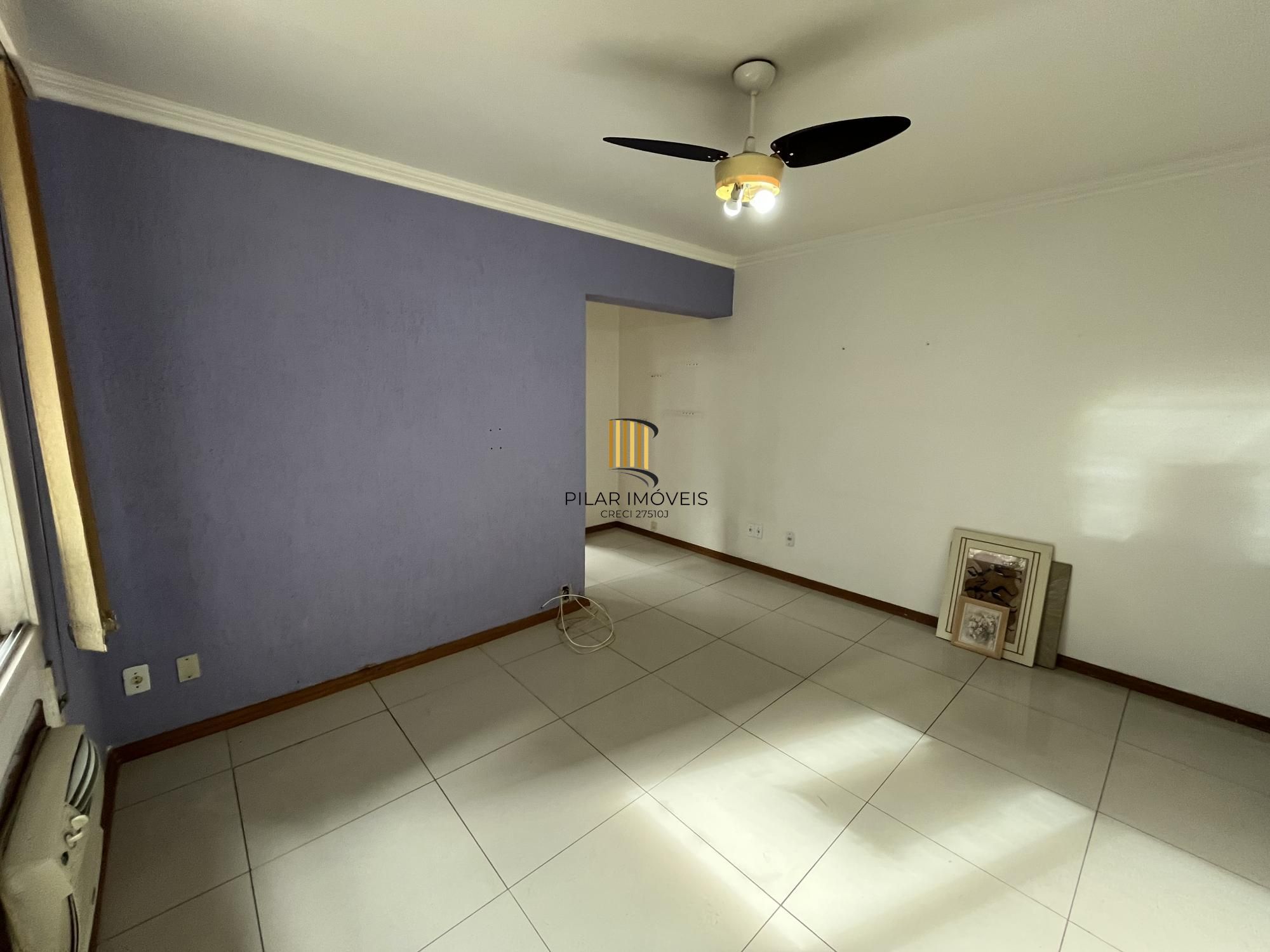 Apartamento de um quarto e uma vaga de garagem no Centro de Porto Alegre