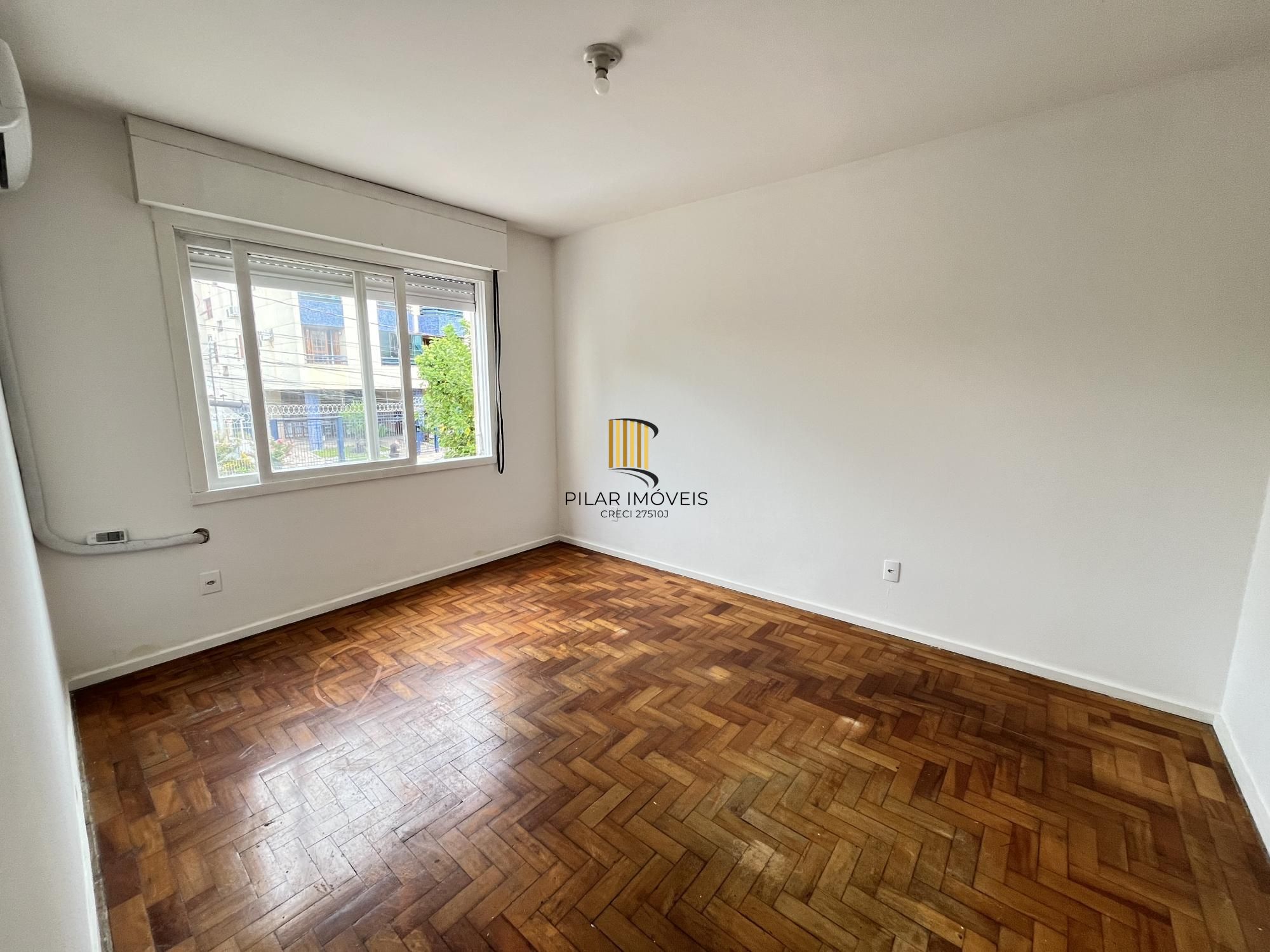 Apartamento de 2 quartos no bairro Cristo Redentor em Porto Alegre