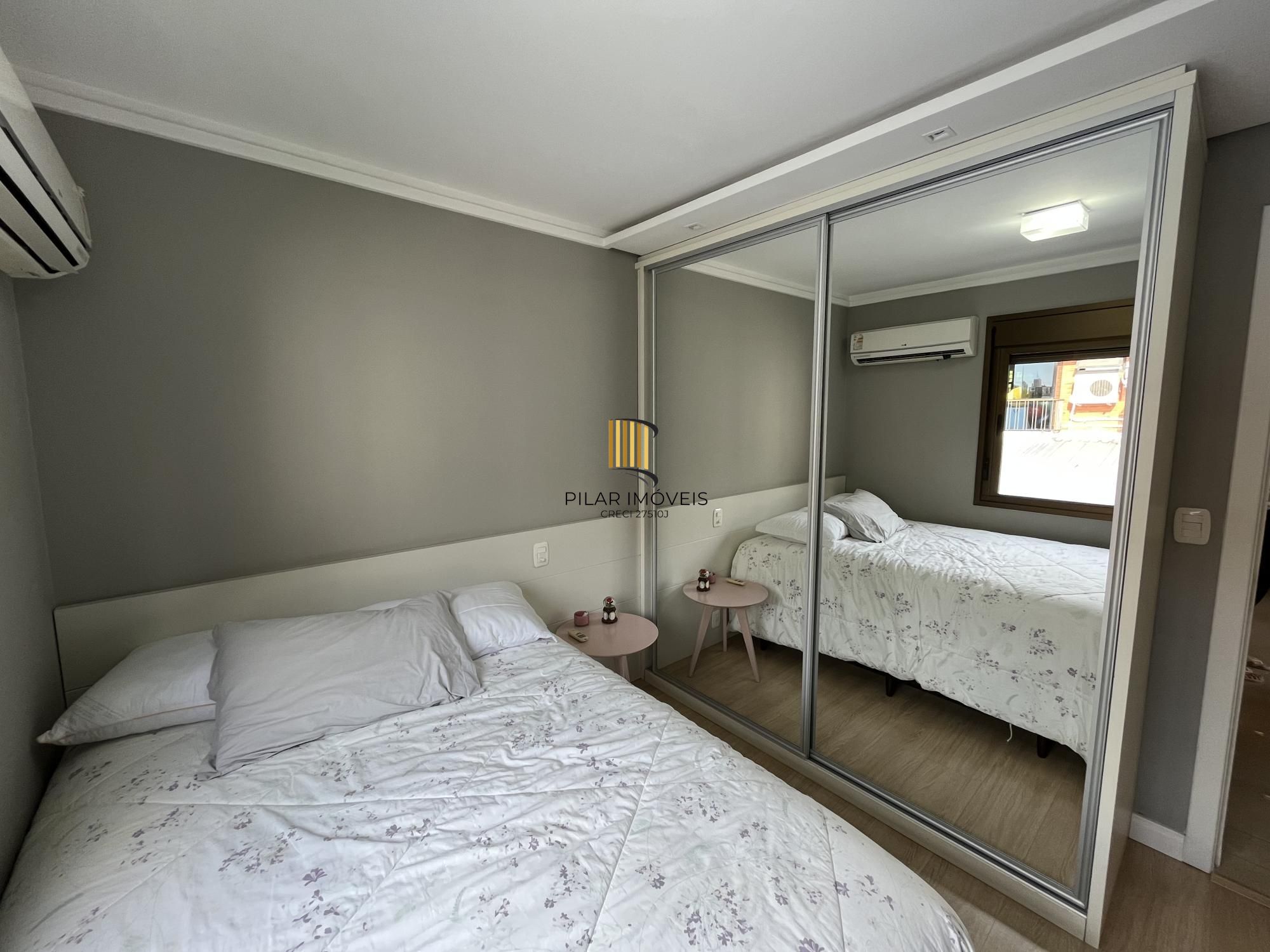 Apartamento de 2 quartos, suíte e 1 vaga de garagem no bairro Auxiliadora em POA