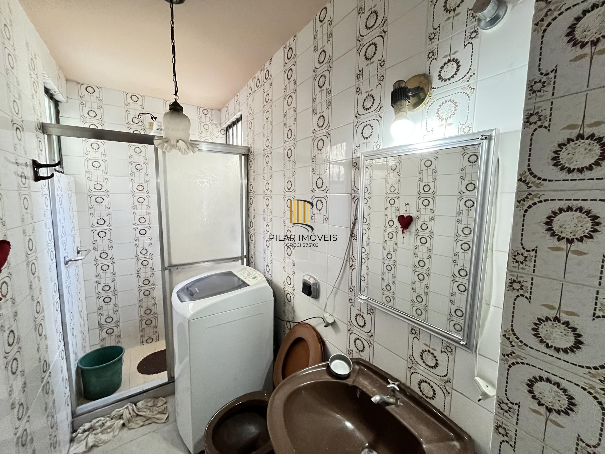 Apartamento 1 dormitório, na Barão do Triunfo.