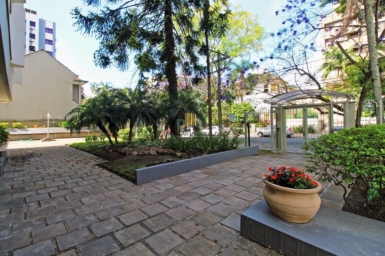 Apartamento para Venda - 245.75m², 3 dormitórios, sendo 1 suites, 2 vagas - Moinhos de Vento