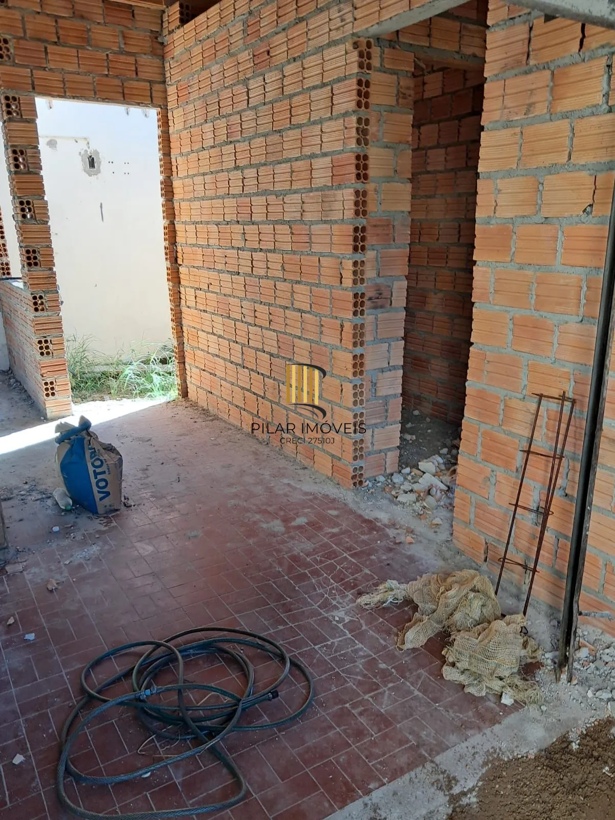Terreno com 152,25 m² de área privativa