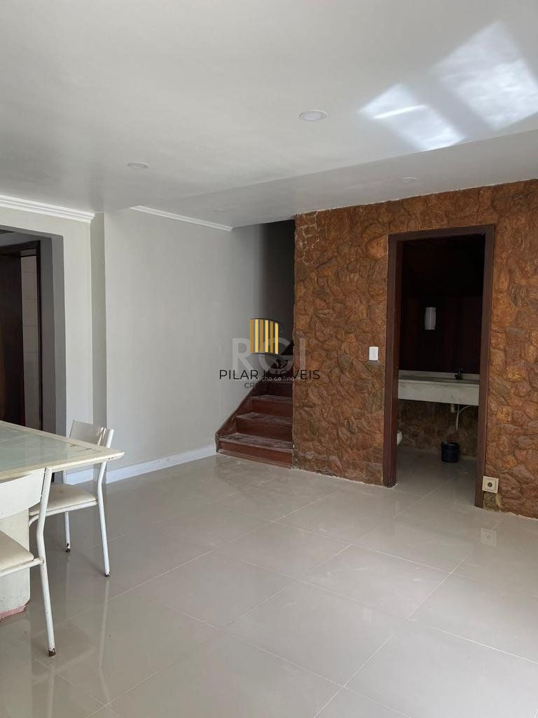 Casa Condominio para Venda - 150m², 3 dormitórios, sendo 1 suites, 2 vagas - Santo Antonio
