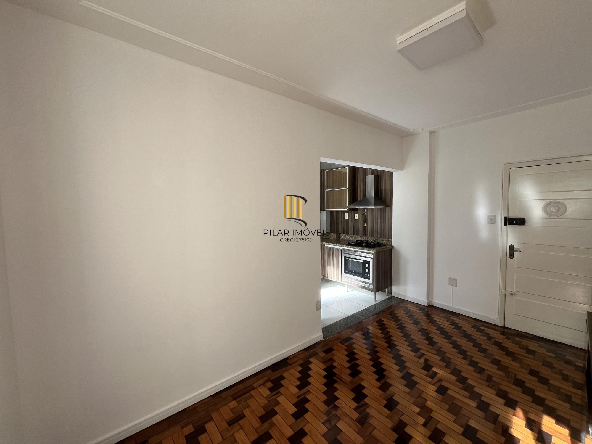 Reformado! Apartamento de 2 quartos no centro de Porto Alegre