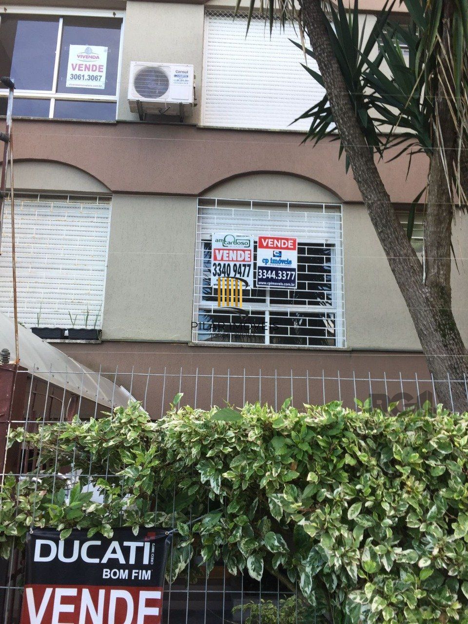   Excelente apartamento de dois dormitórios no bairro Bom Jesus em Porto Alegre.  - Pilar Imóveis