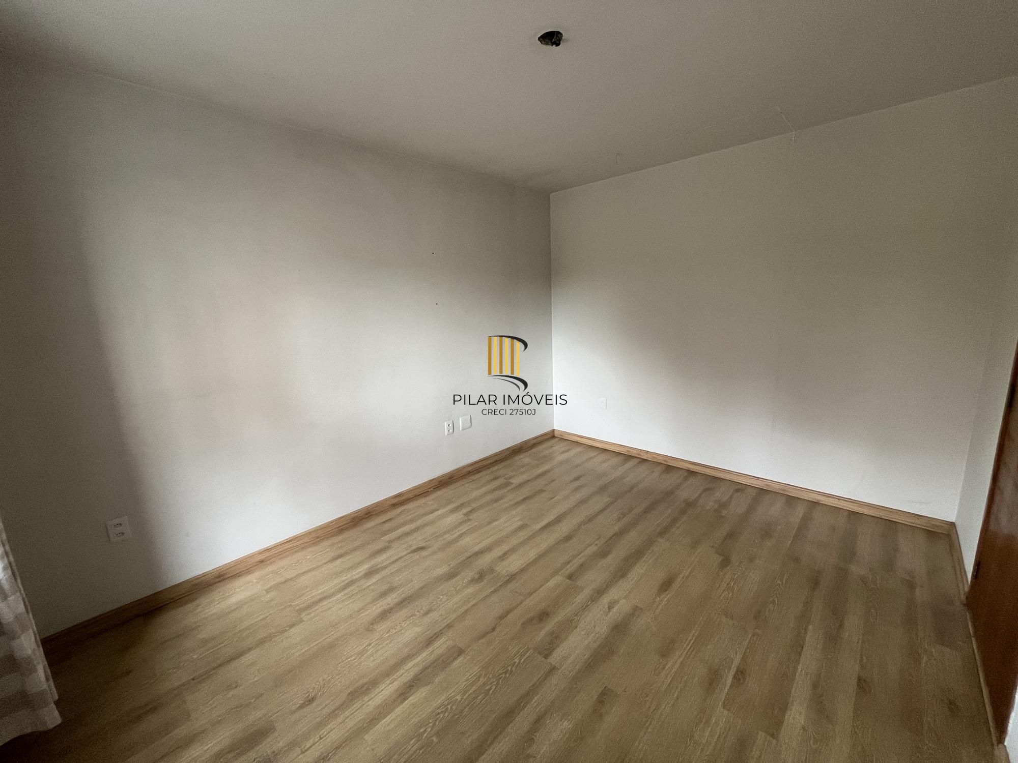 Apartamento de 2 quartos, churrasqueira, lareira e garagem no bairro Bela Vista
