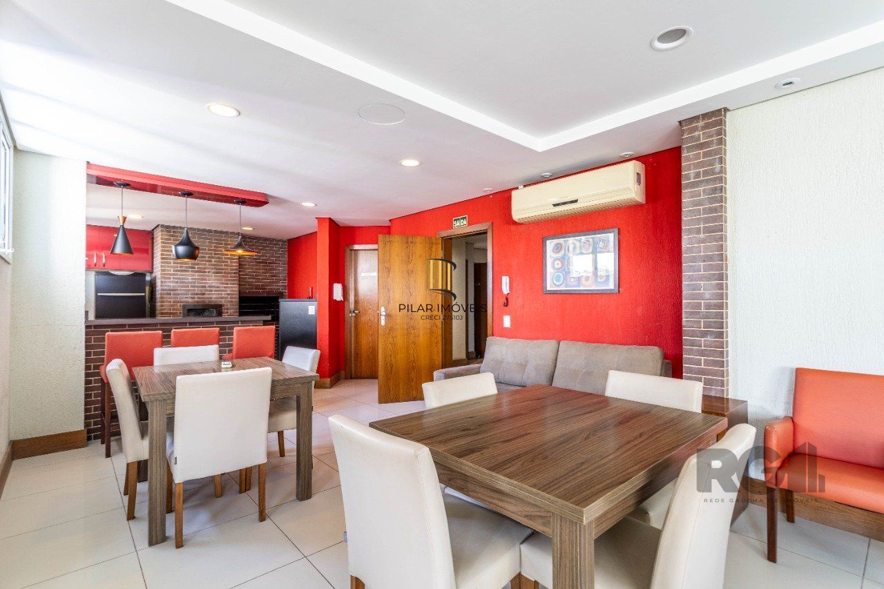   Apartamento de um quarto (dormitório) e uma vaga de garagem no bairro Jardim Botânico em Porto Alegre. 