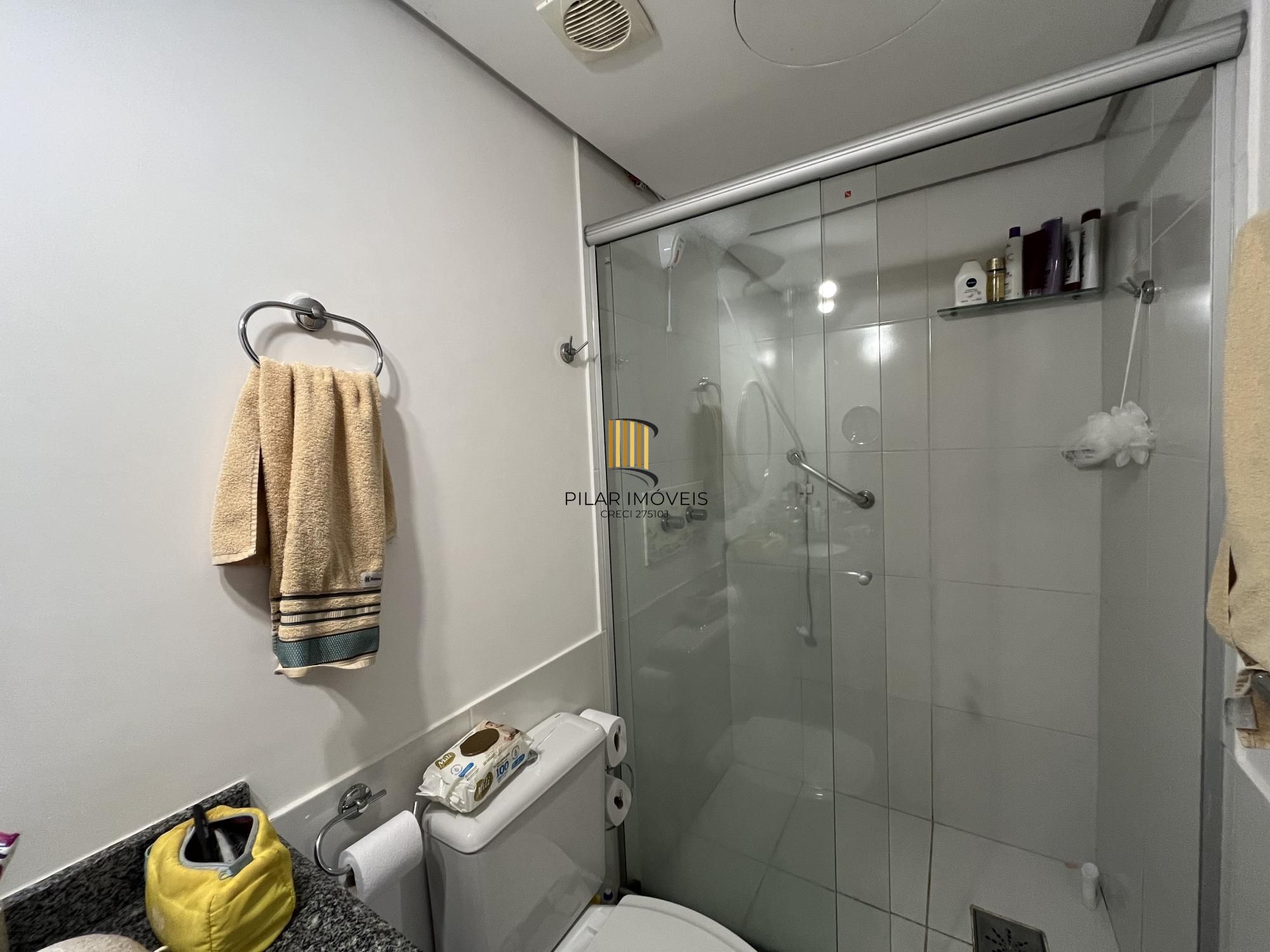 SPOT - Apartamento de um dormitório com garagem na Cidade Baixa
