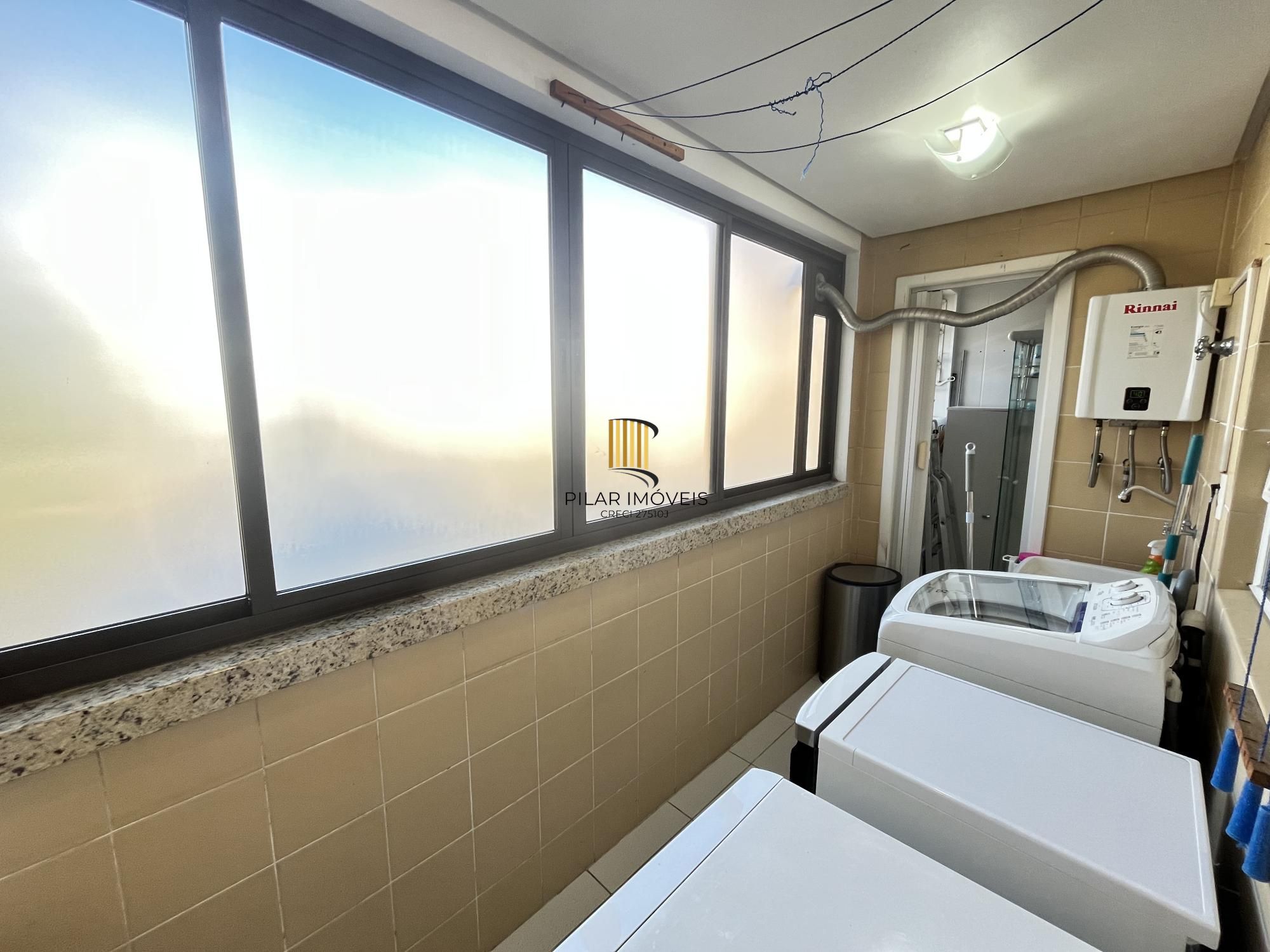 Apartamento de 3 quartos, dependência de empregada e 1 vaga de garagem M. Deus