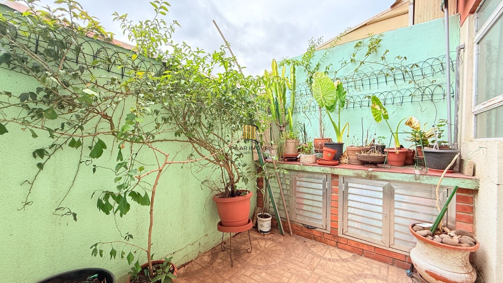 Apartamento de 2 quartos e 2 vagas de garagem no bairro Santana