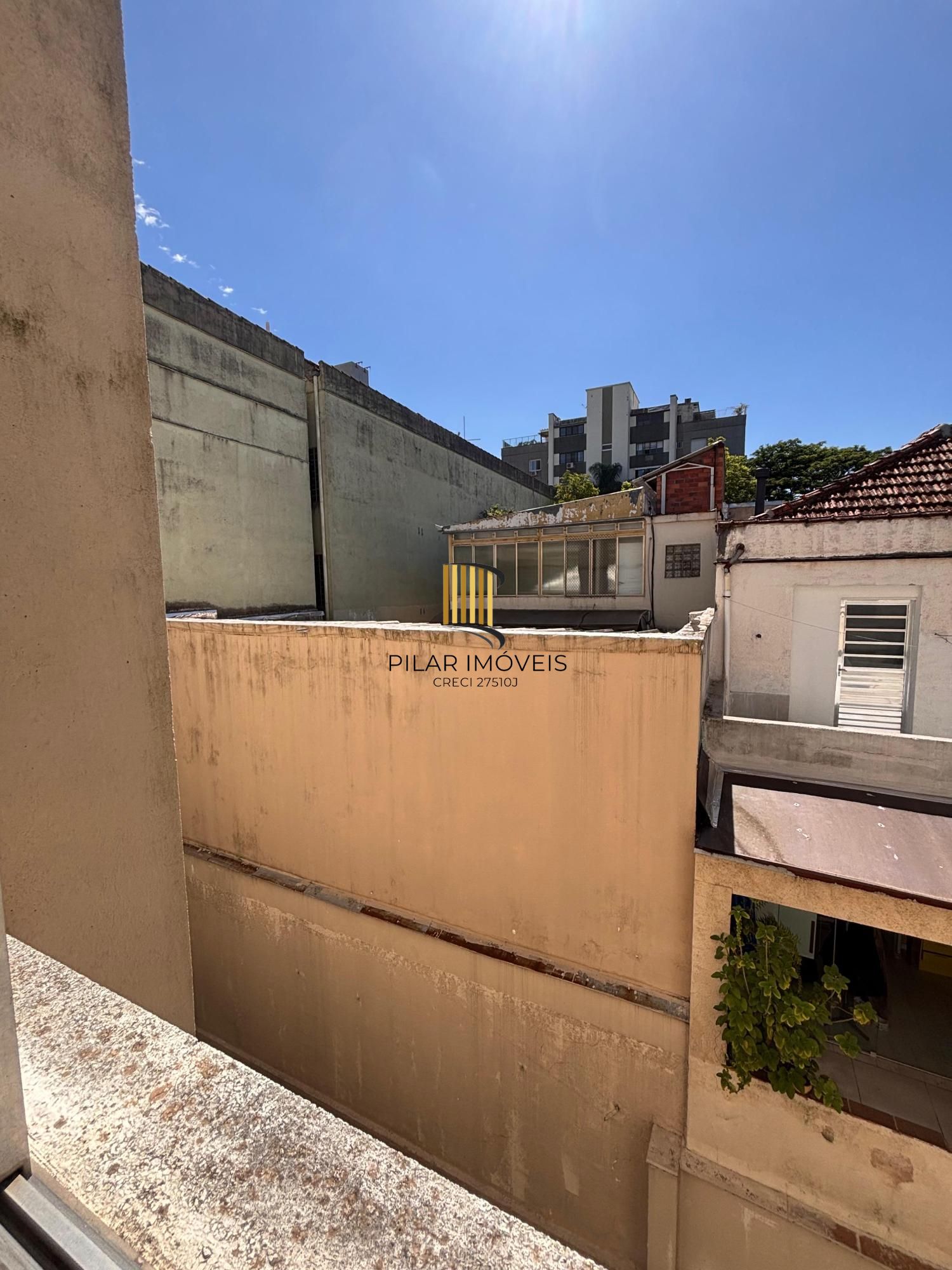 Apartamento de 2 quartos e 1 vaga de garagem bairro Santa Cecília Porto Alegre