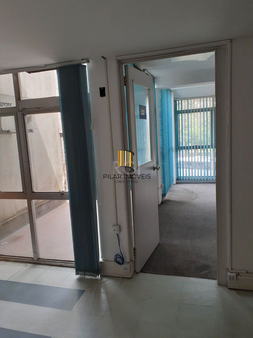 Conjunto/Sala para Venda - 96m², 0 dormitórios, Bom Fim
