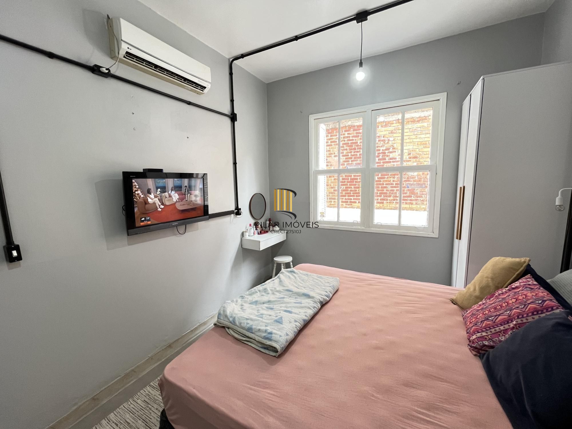 Apartamento de 2 quartos no bairro Menino Deus em Porto Alegre