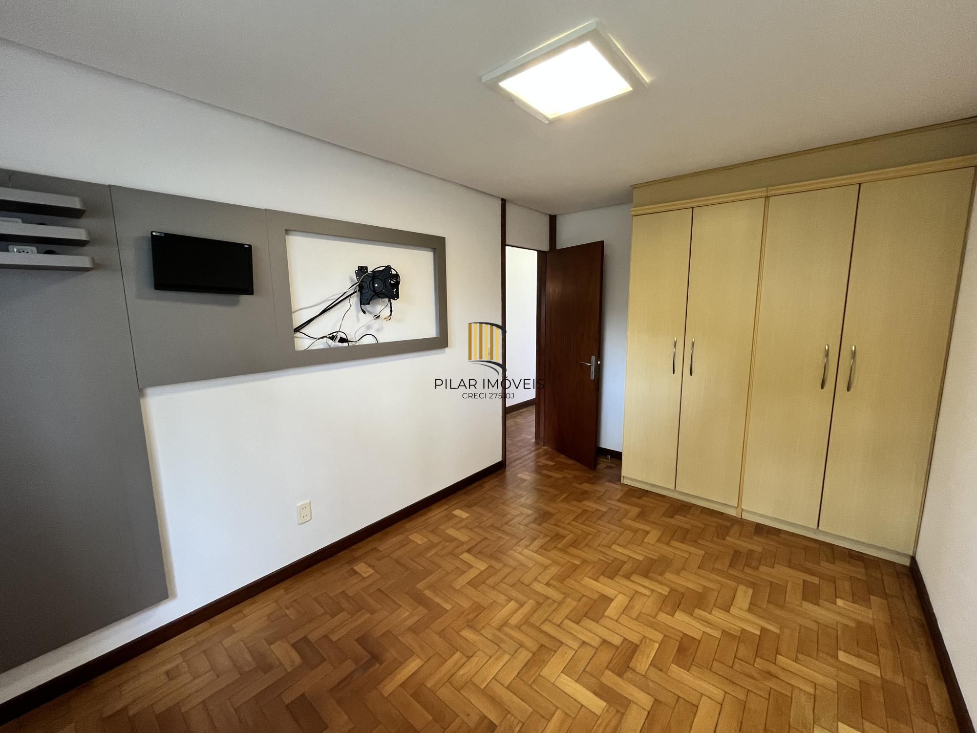 Casa para Venda - 160m², 3 dormitórios, sendo 1 suites, Jardim Botânico