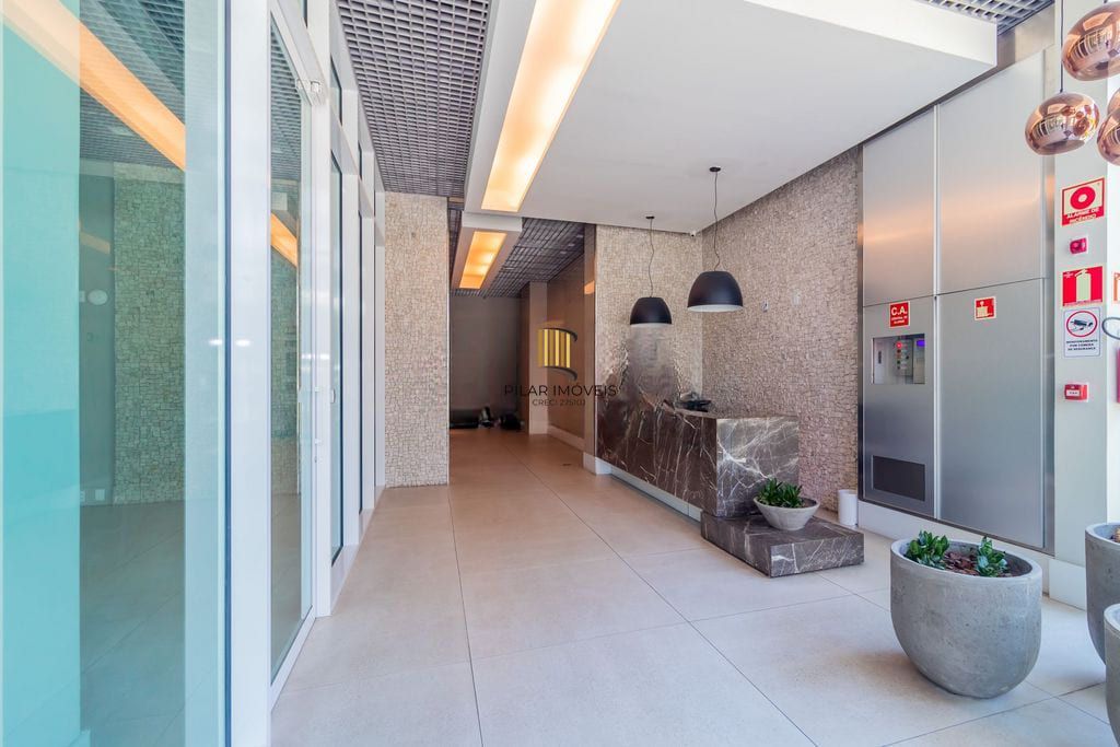 Apartamento de 1 quarto (studio) e uma vaga no bairro Moinhos de Vento em POA