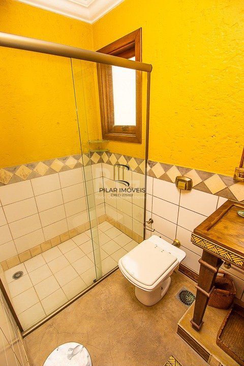 Cobertura para Venda - 116.36m², 2 dormitórios, sendo 1 suites, 1 vaga - Petrópolis