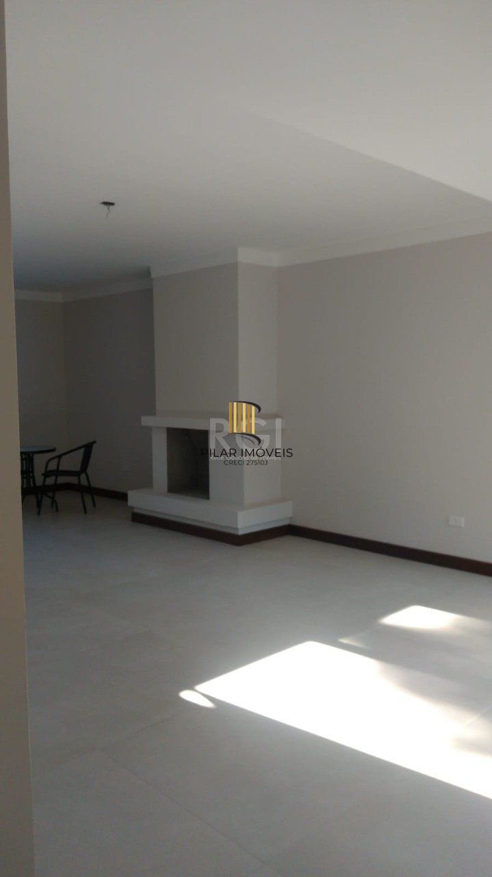 Casa para Venda - 204.81m², 4 dormitórios, sendo 1 suites, 2 vagas - Cristal