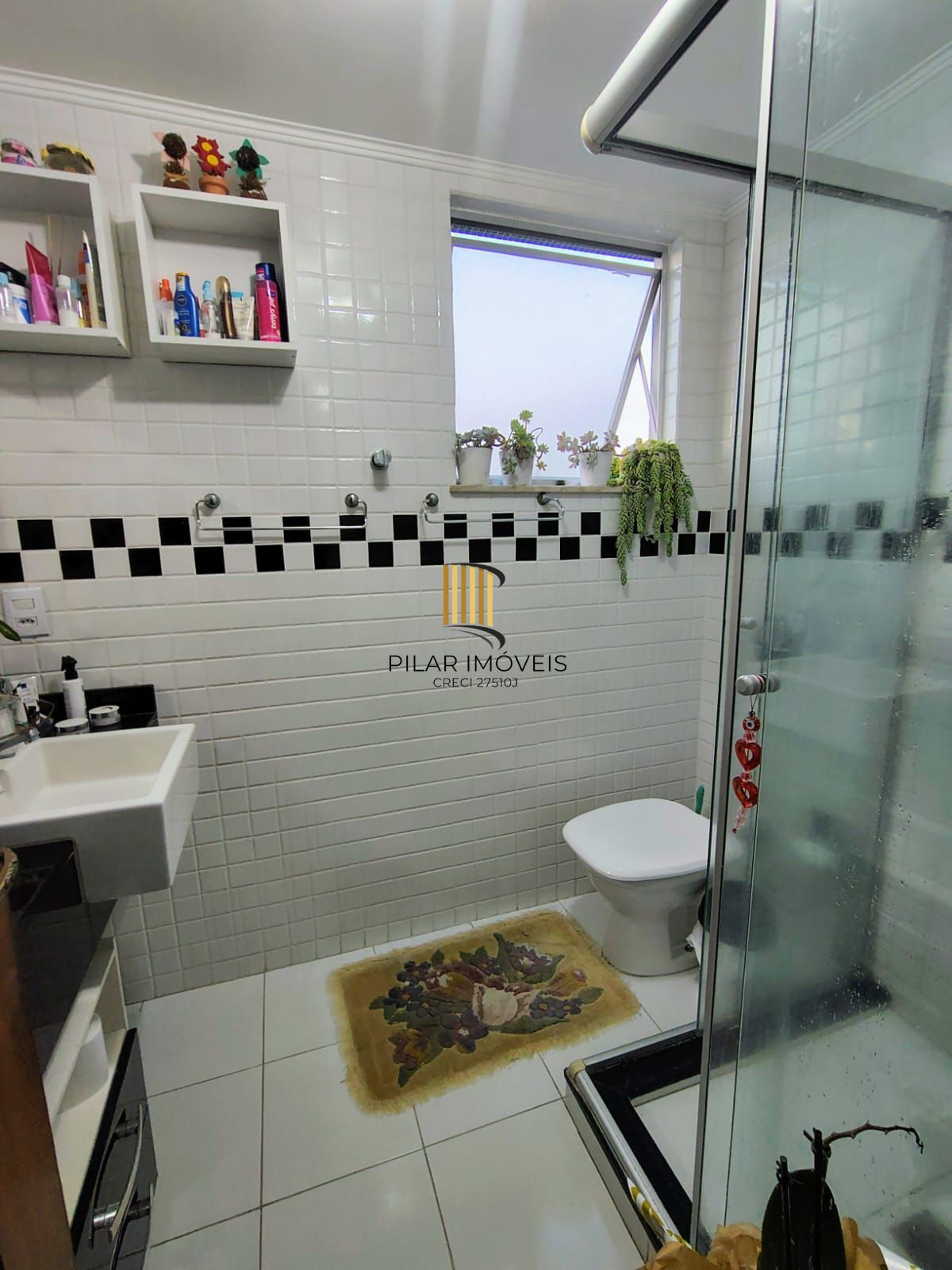 Cobertura 3 dormitórios sendo um suíte na cobertura