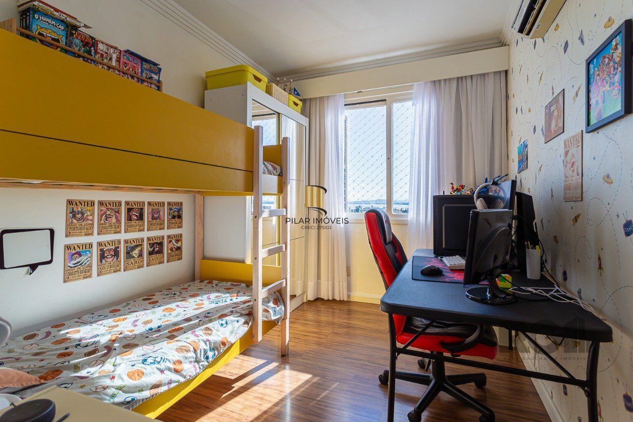 COBERTURA DUPLEX COM 3 QUARTOS, 2 DELES SUÍTE E 2 VAGAS DE GARAGEM NO BAIRRO TRISTEZA EM PORTO ALEGRE.