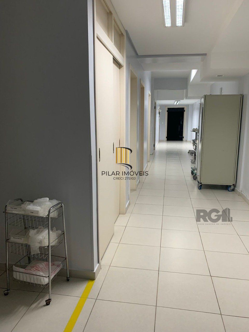 Prédio Comercial no bairro Bom Fim