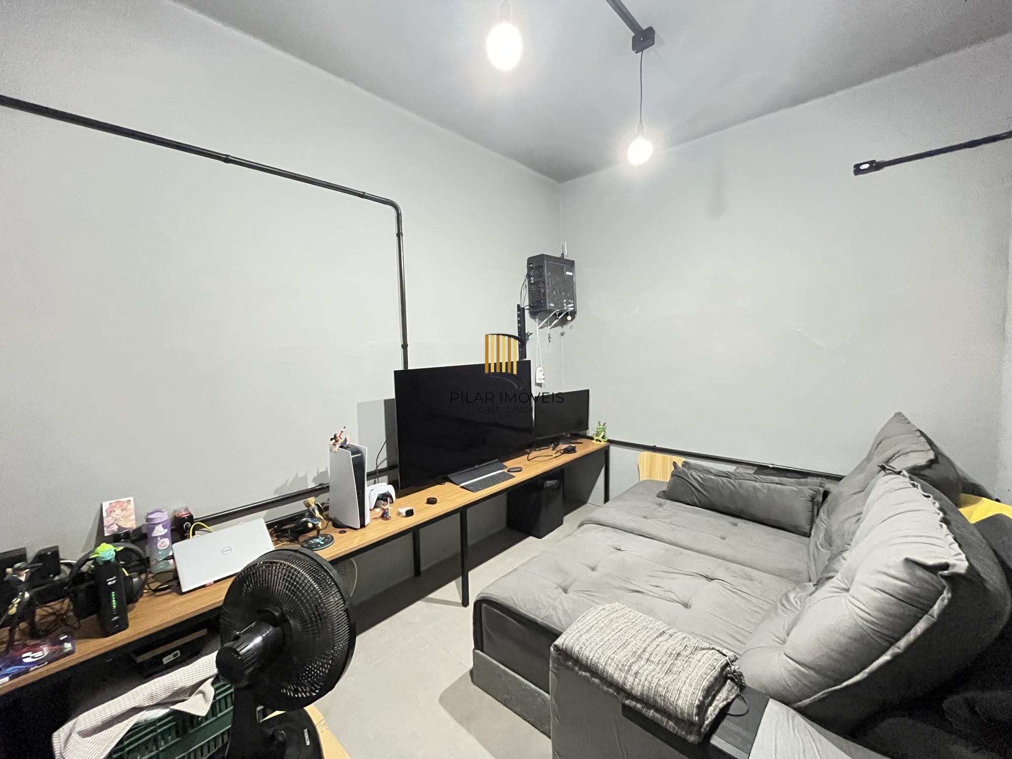 Apartamento de 2 quartos no bairro Menino Deus em Porto Alegre