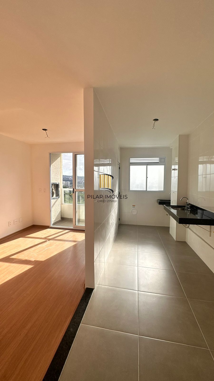 Apartamento Novo de dois dormitorios e duas vagas