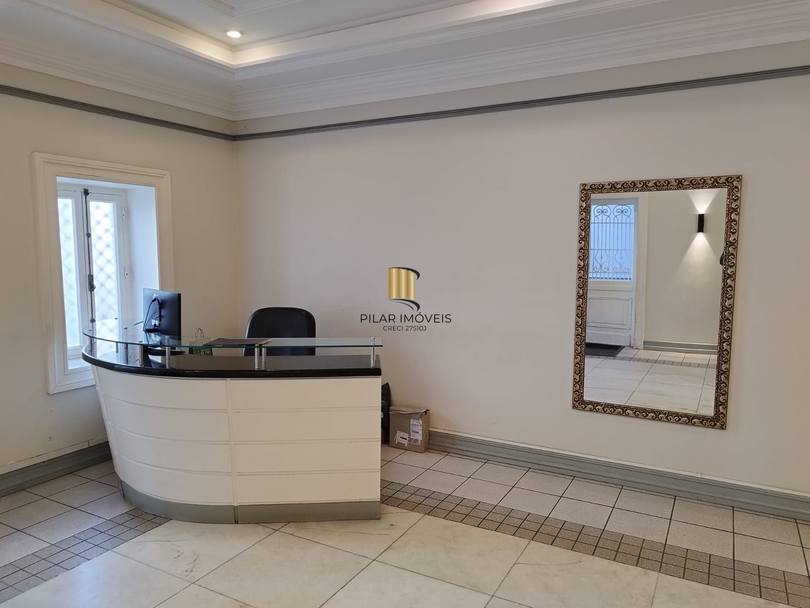 Apartamento 2 Dormitórios, 1 vaga Dupla de Garagem, Bairro Independência, Porto Alegre-RS