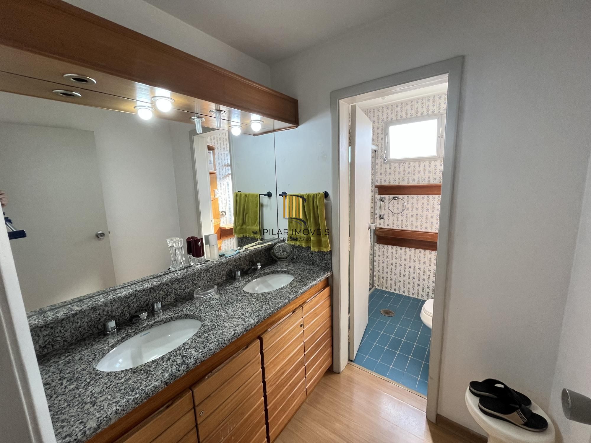 Apartamento de 3 quartos, suíte, dependência de empregada e 2 vagas Bela Vista