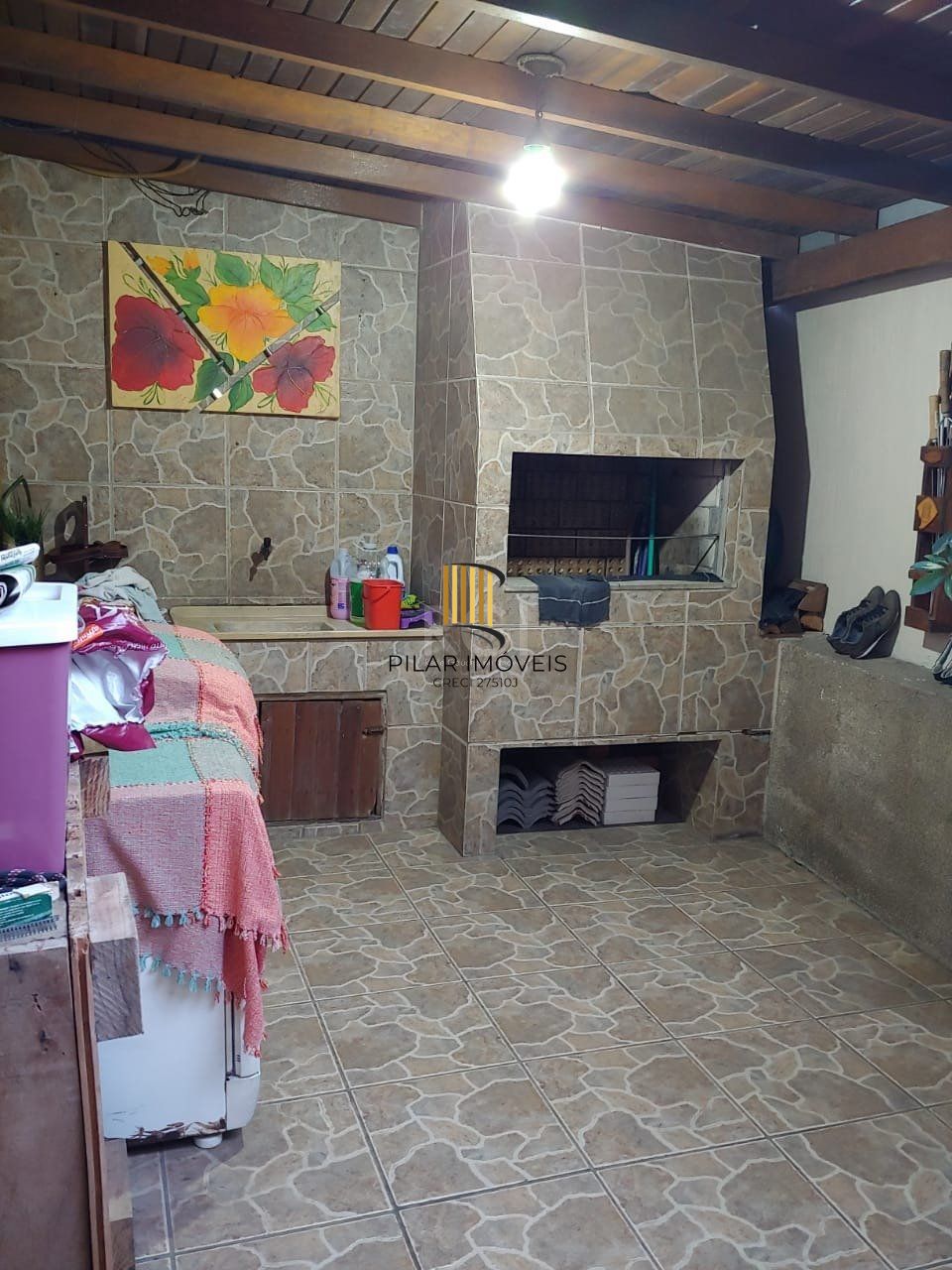 Casa para Venda - 250m², 3 dormitórios, sendo 1 suites, 5 vagas - Santa Rosa
