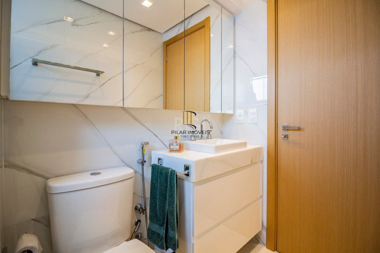 Apartamento para Venda - 101.52m², 3 dormitórios, sendo 1 suites, 2 vagas - Passo da Areia