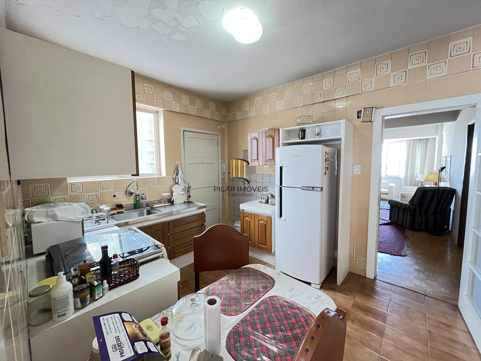 Apartamento de 3 quartos, suíte e 1 vaga de garagem no bairro Independência POA