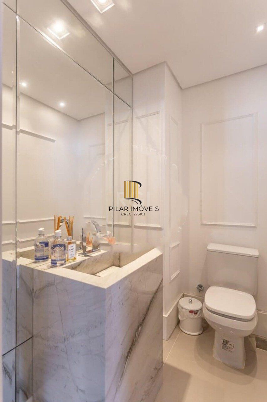 Apartamento para Venda - 207.67m², 3 dormitórios, sendo 3 suites, 3 vagas - Rio Branco