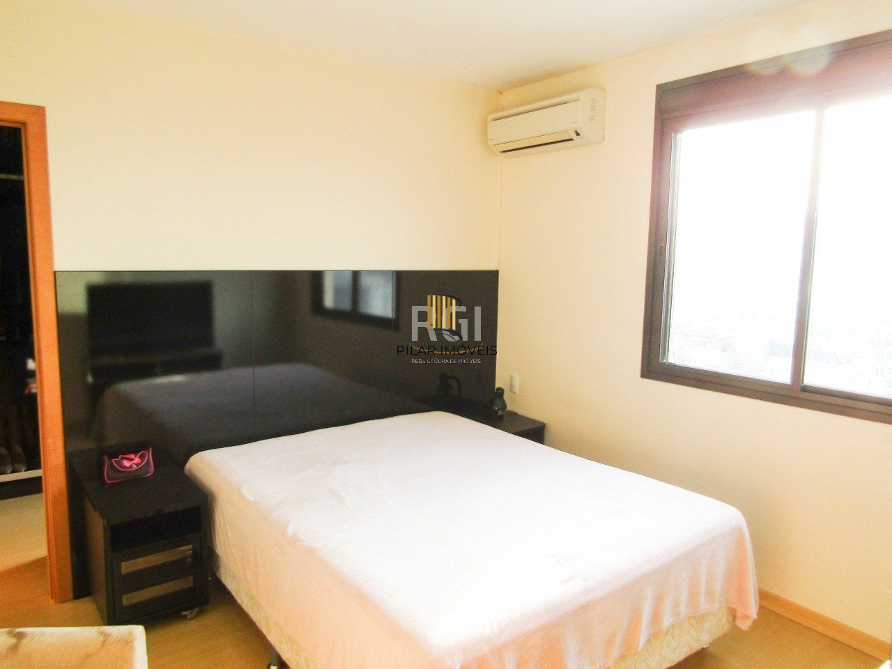 Apartamento para Venda - 88.62m², 3 dormitórios, sendo 1 suites, 2 vagas - Centro Histórico