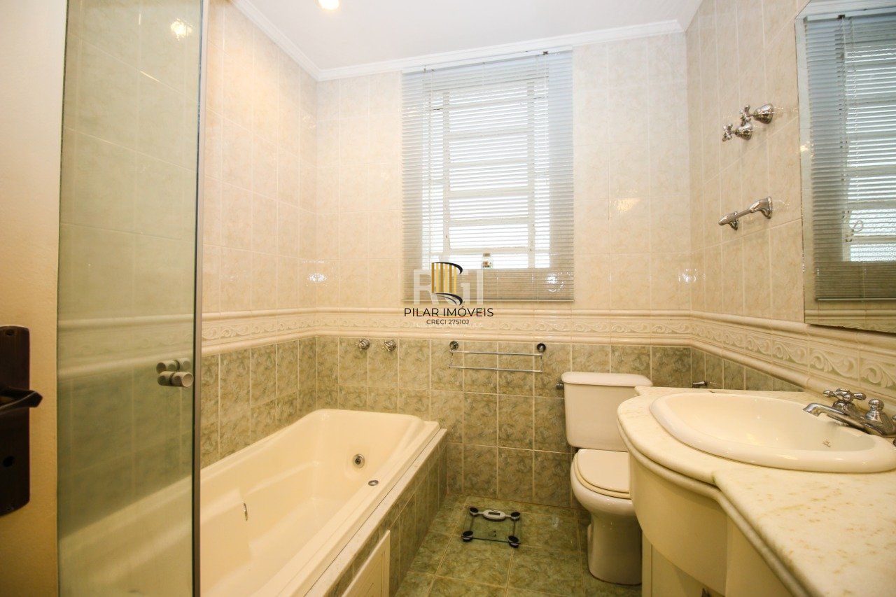 Apartamento para Venda - 120m², 3 dormitórios, sendo 1 suites, Azenha
