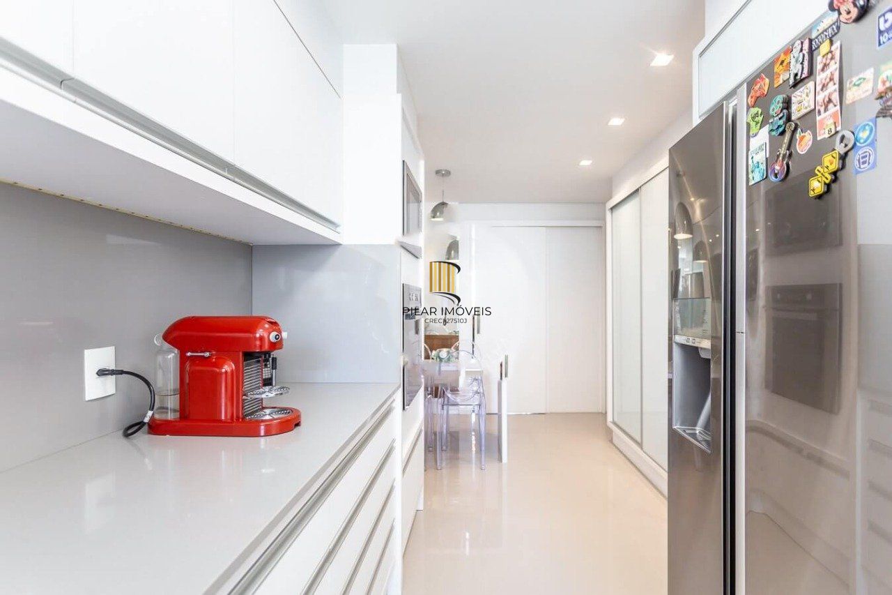 Apartamento para Venda - 207.67m², 3 dormitórios, sendo 3 suites, 3 vagas - Rio Branco