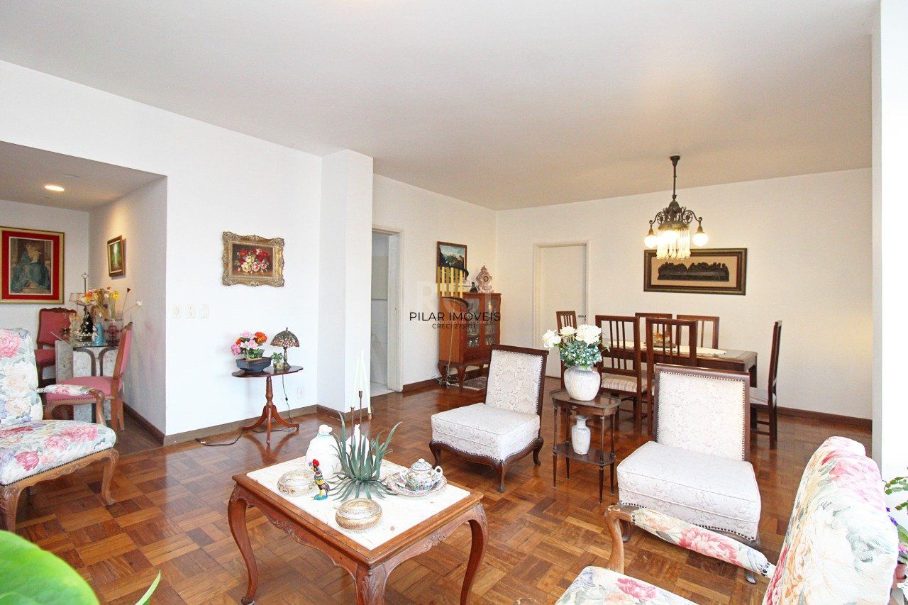 Apartamento de 3 dormitórios e 1 suíte no Centro Histórico de Porto Alegre