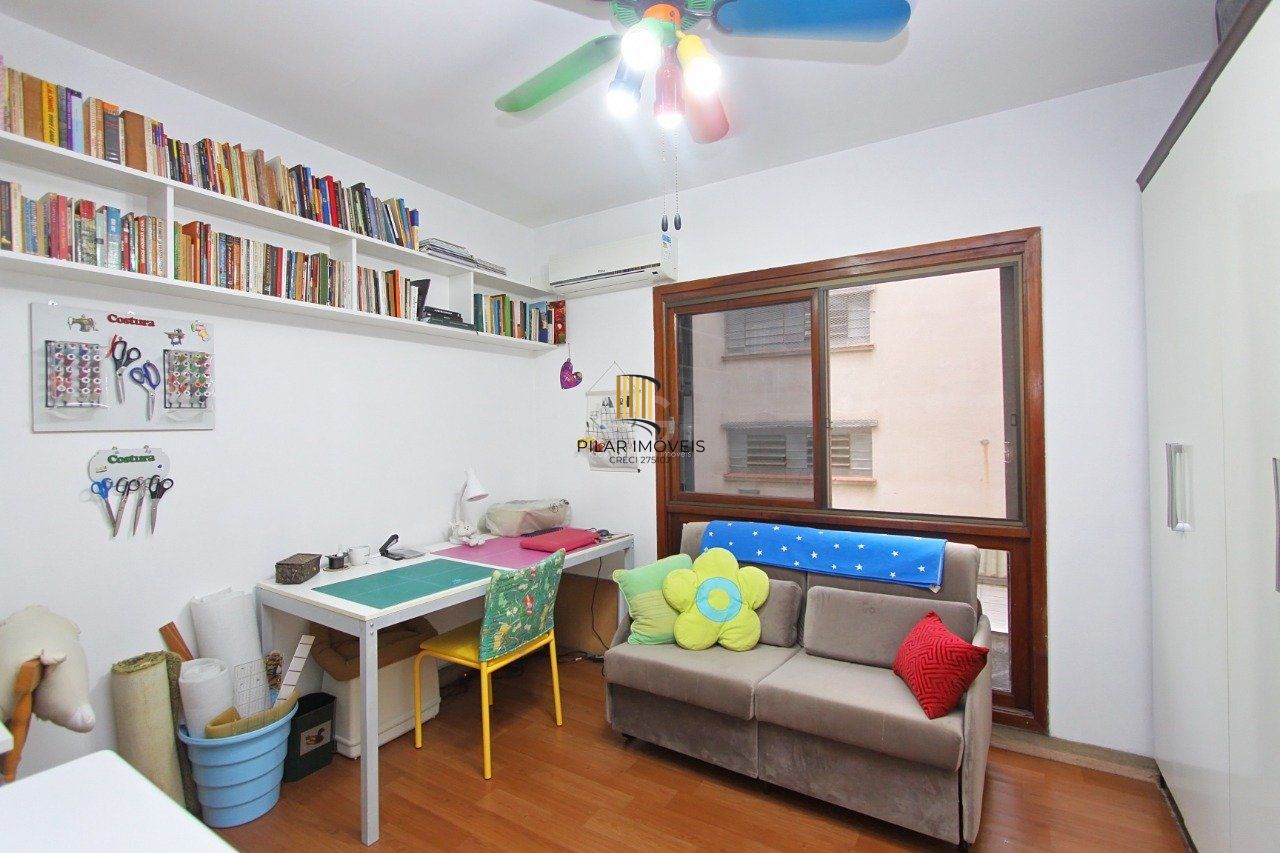 Apartamento para Venda - 115.09m², 3 dormitórios, sendo 1 suites, 1 vaga - Petrópolis