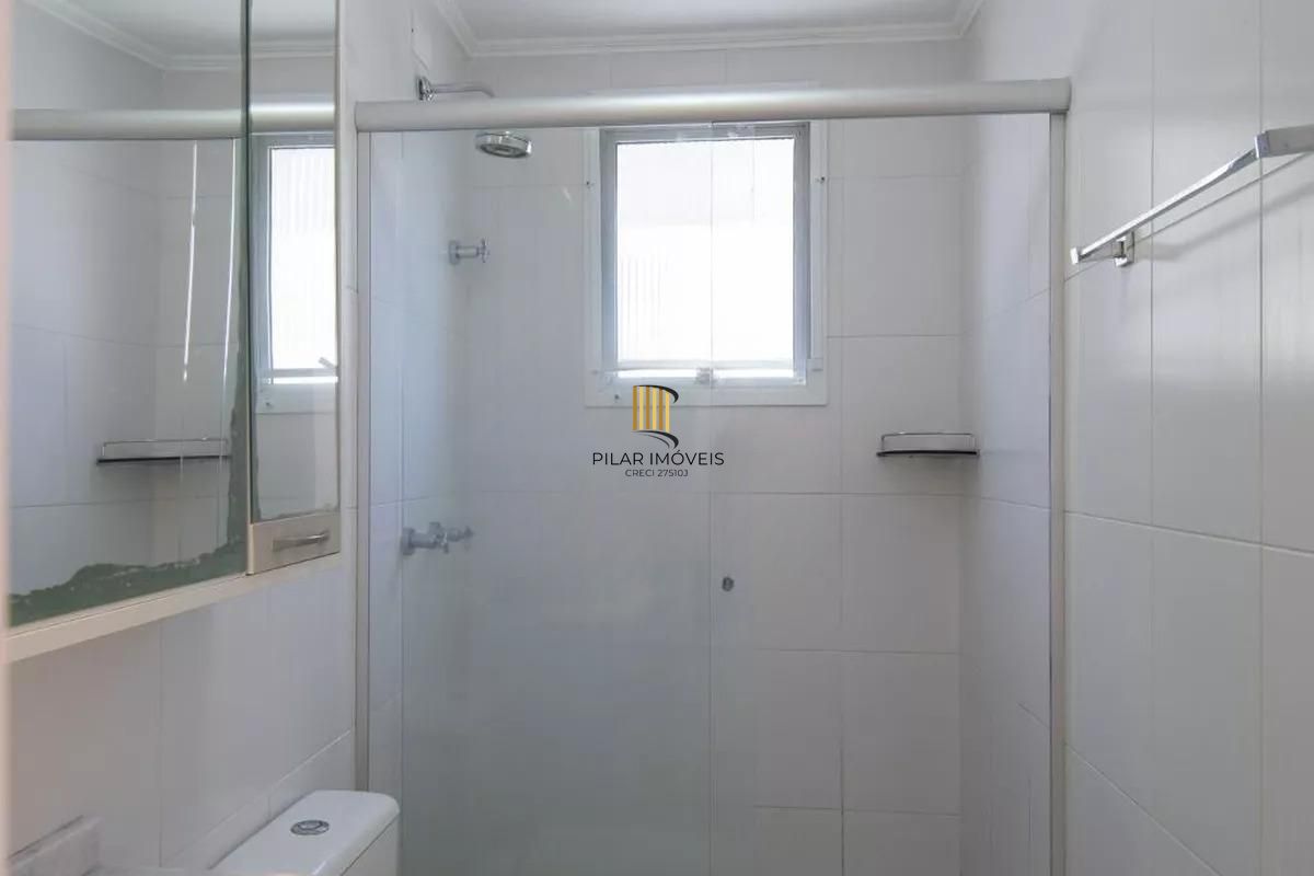 Apartamento de 3 quartos, suíte e 2 vagas de garagem Petrópolis em Porto Alegre.