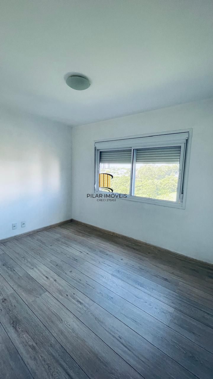 Apartamento de 3 quartos, suíte e 2 vagas de garagem no bairro Jardim Carvalho